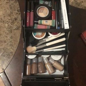 OFRA make up kit